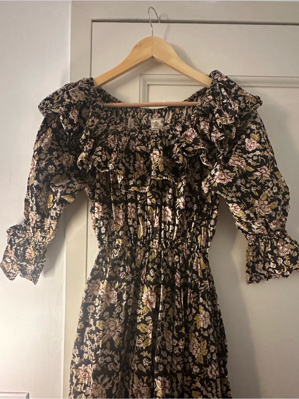 Mille Floral Smocked Long Sleeve Midi Dress - Black Floral - Picture 4 of 6